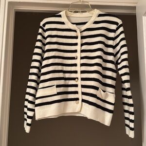 Striped Black and White Women's Sweater - size Large